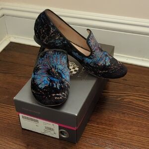 Vince Camuto Black and Blue Floral Loafers